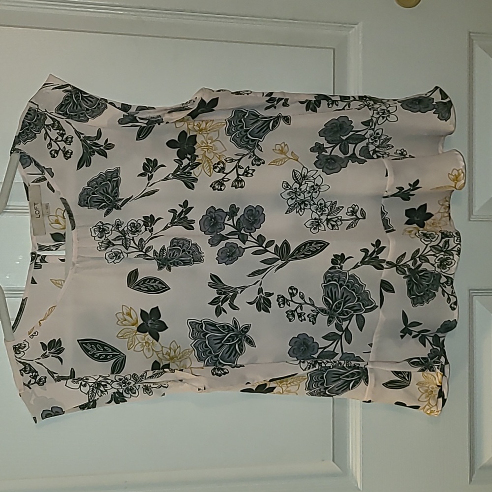 LOFT shell blouse with flounce hem